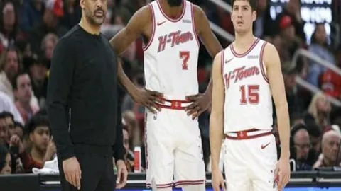 港珠澳半馬｜田总力保如厕无忧，众多名手加入竞技行列